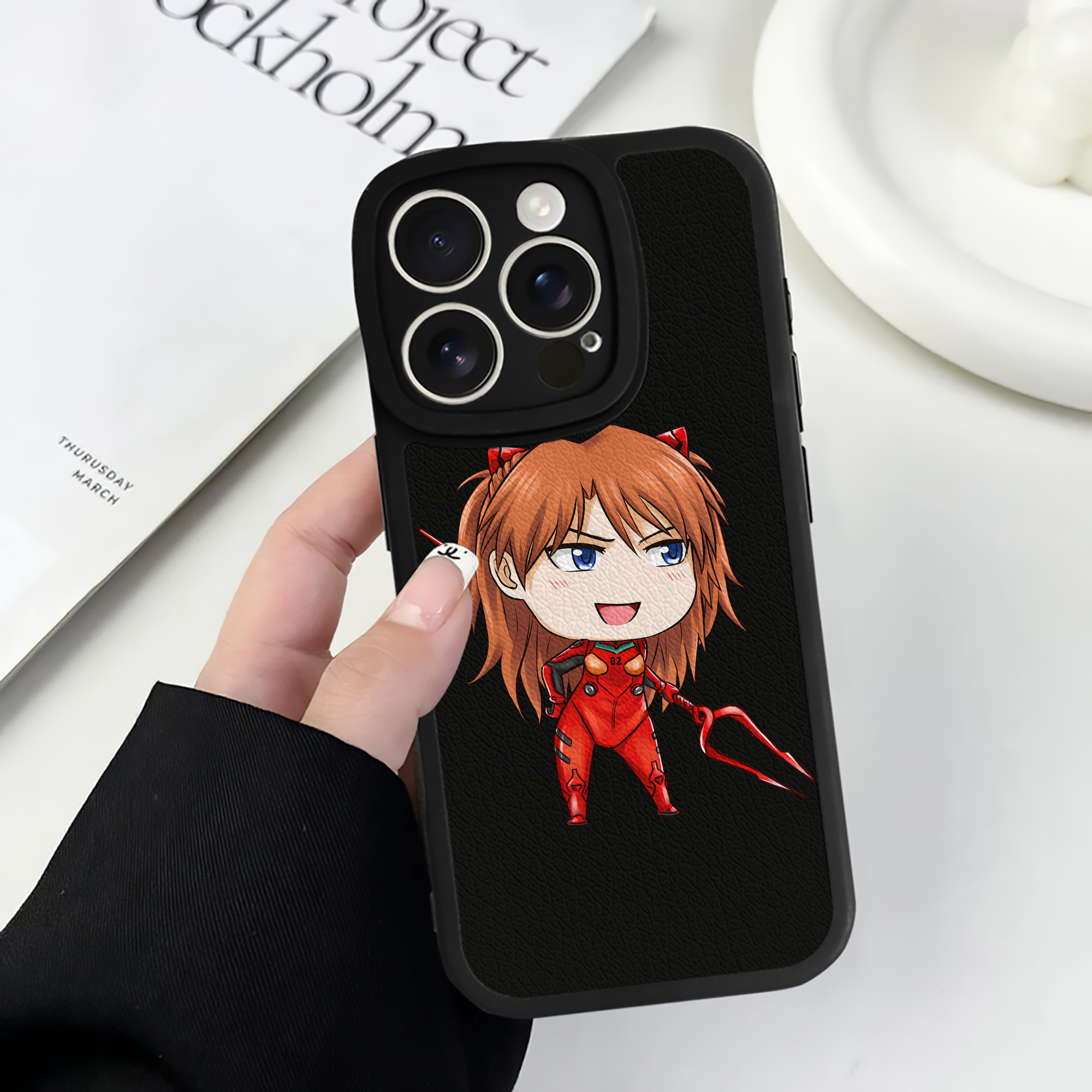 （画像用） EVA 新世紀エヴァンゲリオン 【iPhone 16シリーズ対応】シリコンスマホケース（レザー調） 材質：シリコン